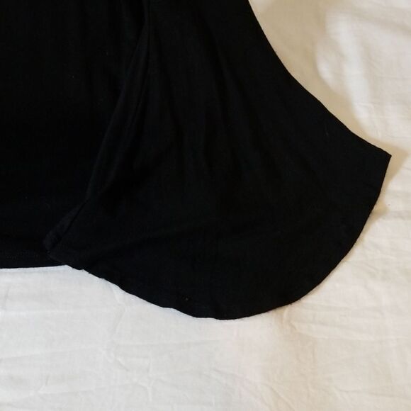 Trendyland Simple Black‎ Blouse Size M - Picture 8 of 8